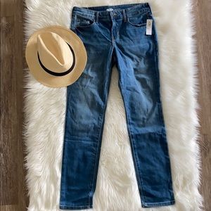 Old Navy Power Straight Petite Jeans